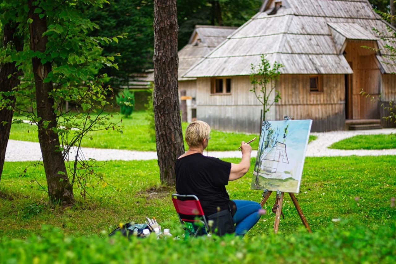 Slovenia Eco Resort Stahovica Eksteriør bilde